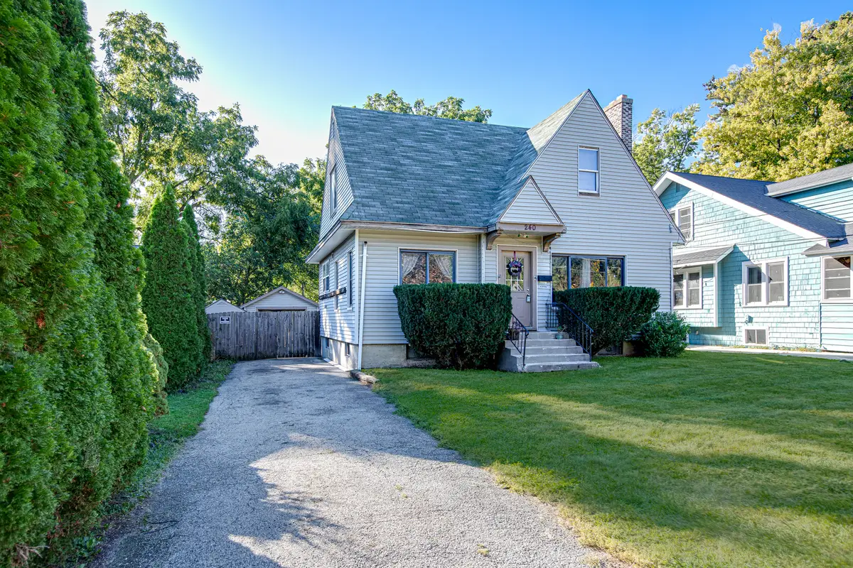 240 Norris Street, West Chicago, IL 60185 - #1