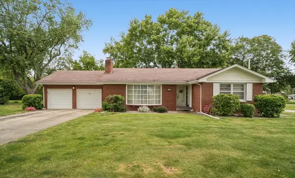 825 E Summer Street, Paxton, IL 60957