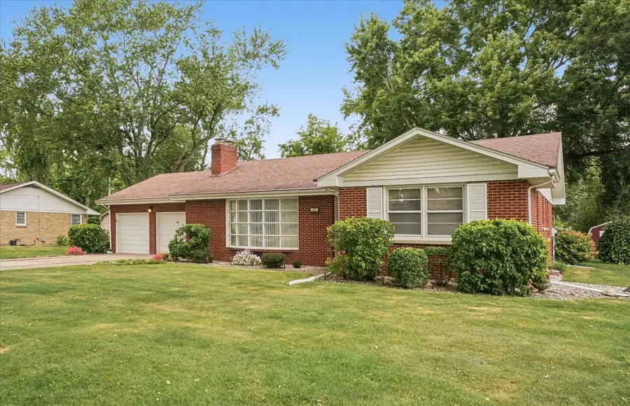 825 E Summer Street, Paxton, IL 60957 - #3