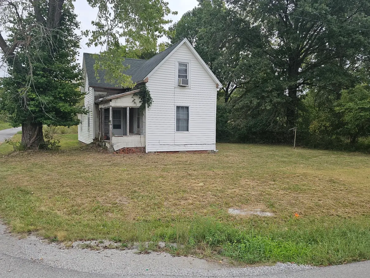 2100 Brownsville Road, Mount Vernon, IL 62864 - #1
