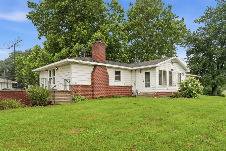 4765 W 950 Road, Lake Village, IN 46349 - #2