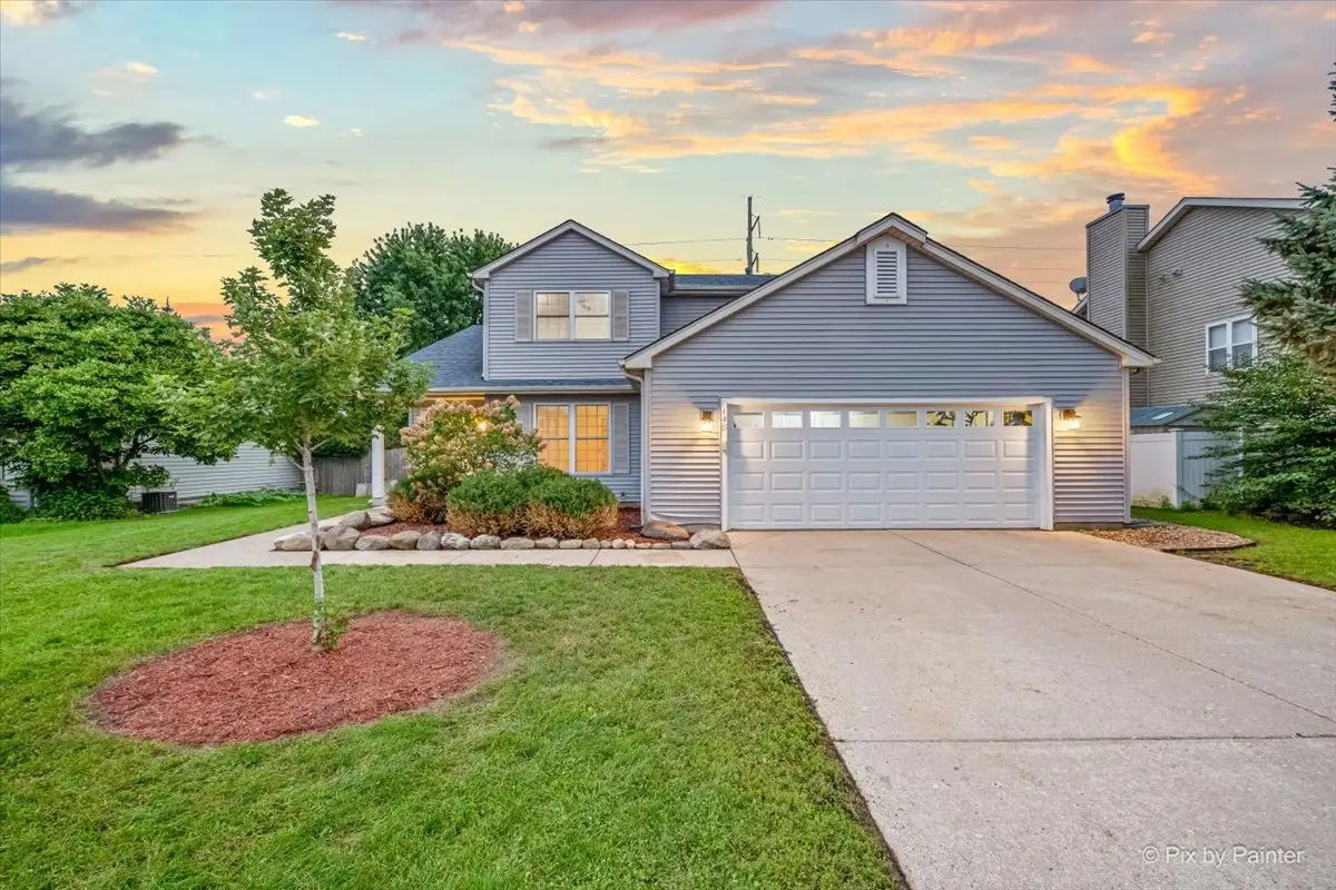 148 S Glenbrook Trail, McHenry, IL 60050 - #1
