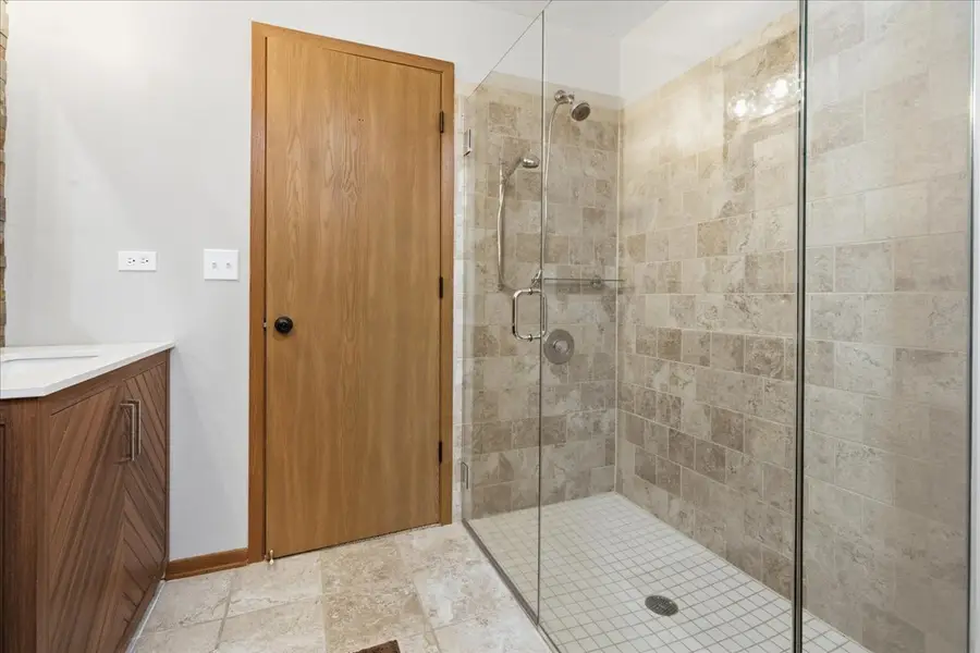 922 W Happfield Drive, Arlington Heights, IL 60004 - #3