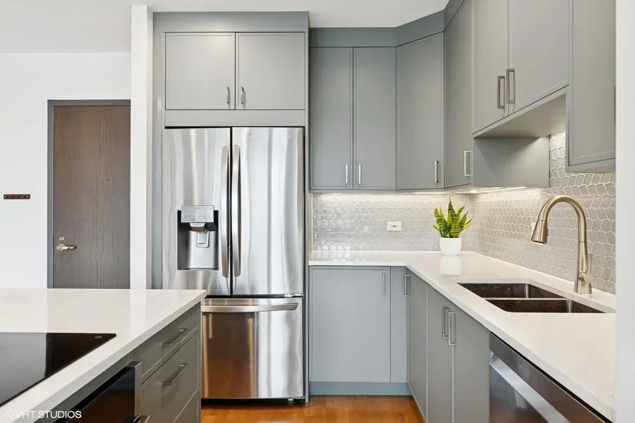 Address Withheld By Seller, Chicago, IL 60661 - #3