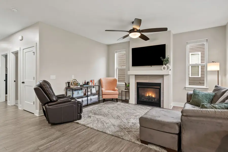 3090 Mary Leigh Drive, Bettendorf, IA 52722 - #3