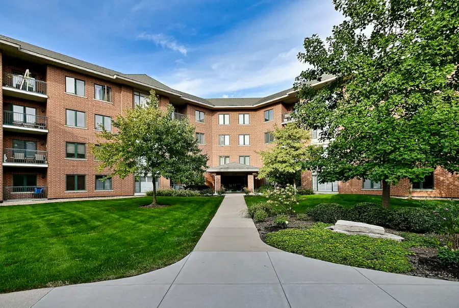 875 E 22nd Street #104, Lombard, IL 60148 - #2