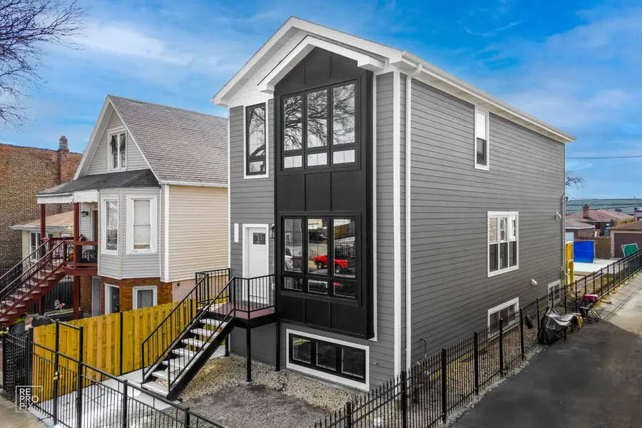 4241 W Walton Street, Chicago, IL 60651 - #3