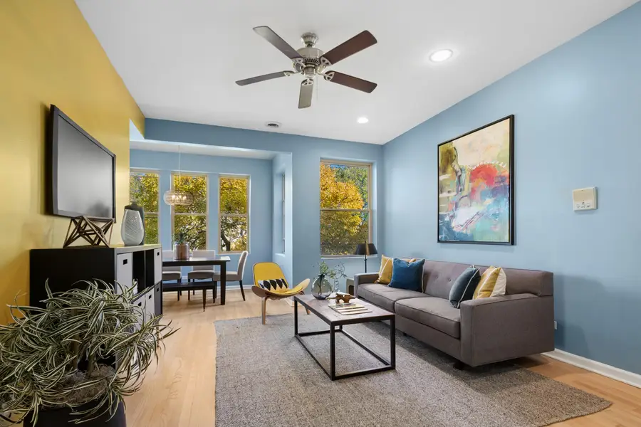 3725 W Byron Street #3, Chicago, IL 60618 - #3