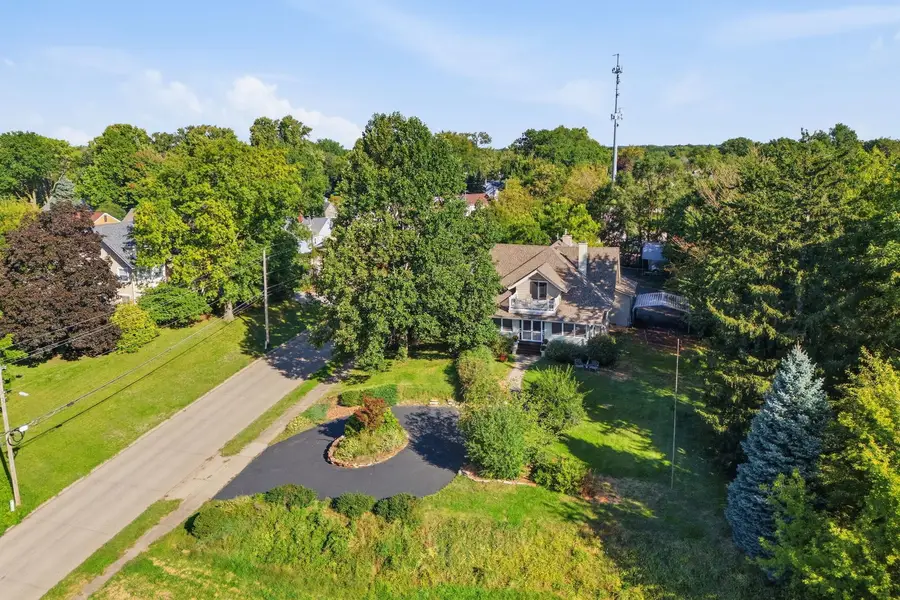 635 21st Street, Bettendorf, IA 52722 - #2