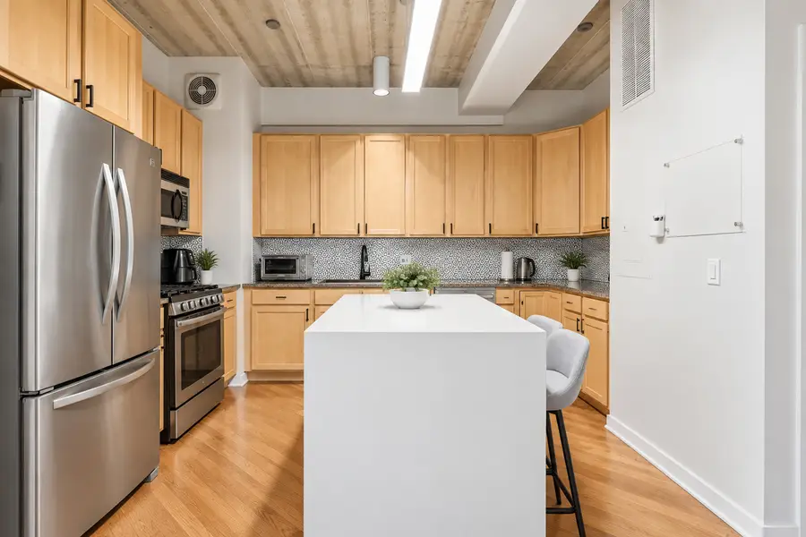 3260 N Clark Street #304, Chicago, IL 60657 - #3