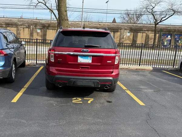 112 S East Avenue #P27, Oak Park, IL 60302