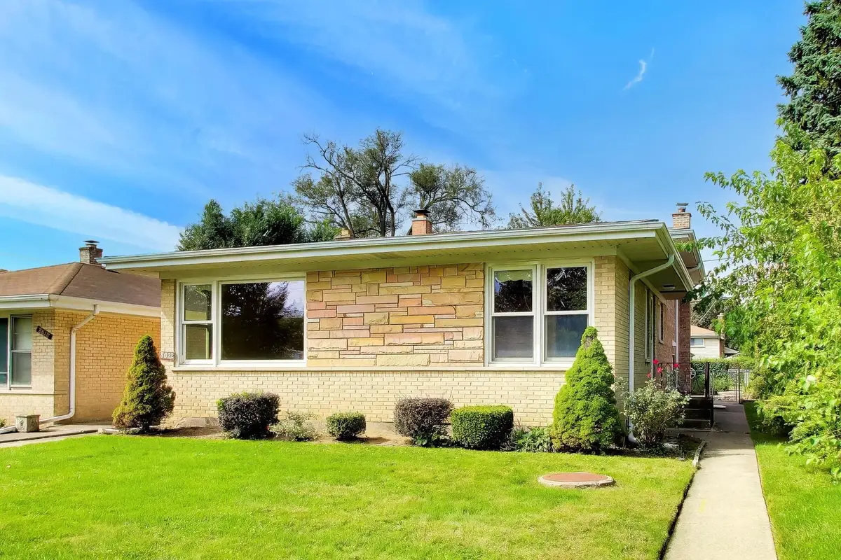 8022 Keeler Avenue, Skokie, IL 60076 - #1