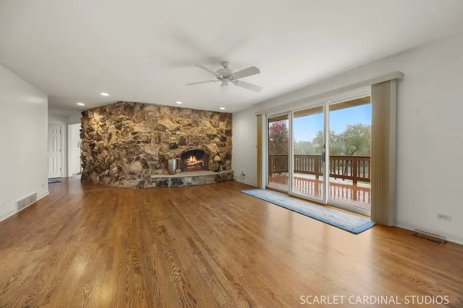 27200 W Lakeview Drive South Drive, Lake Barrington, IL 60084 - #3