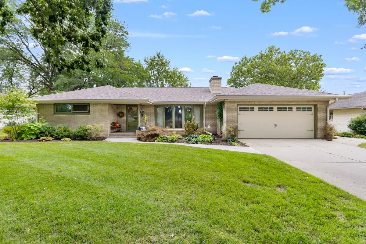 415 Hemlock Lane, Rockford, IL 61107 - #1
