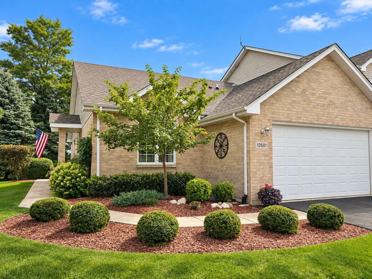 13501 Laramie Avenue, Crestwood, IL 60418 - #1