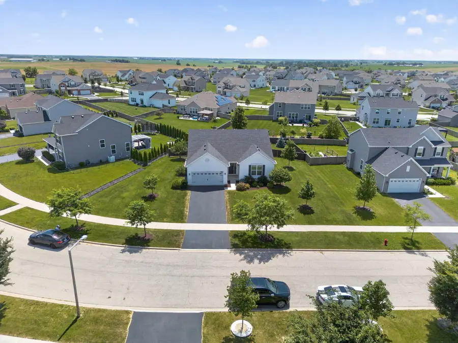 584 Manchester Lane, Yorkville, IL 60560 - #3