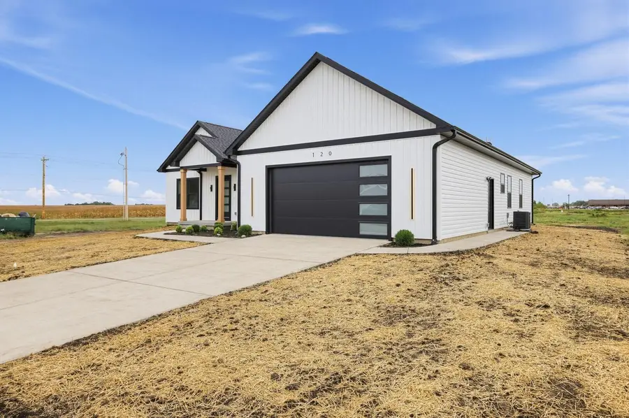 120 Lea Lane, Forsyth, IL 62535 - #2