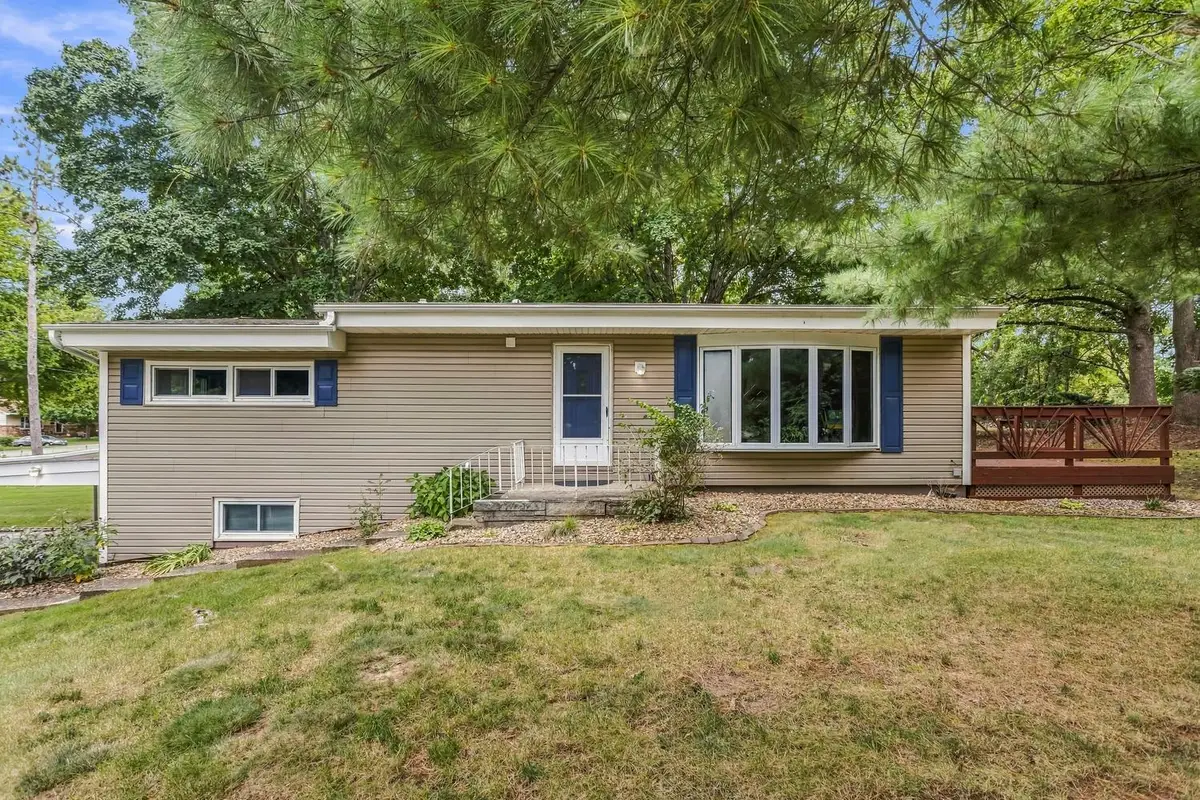 4903 Thrush Avenue, Decatur, IL 62521 - #1