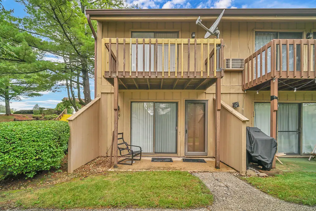 60 Aspen Colony #4, Fox Lake, IL 60020 - #1