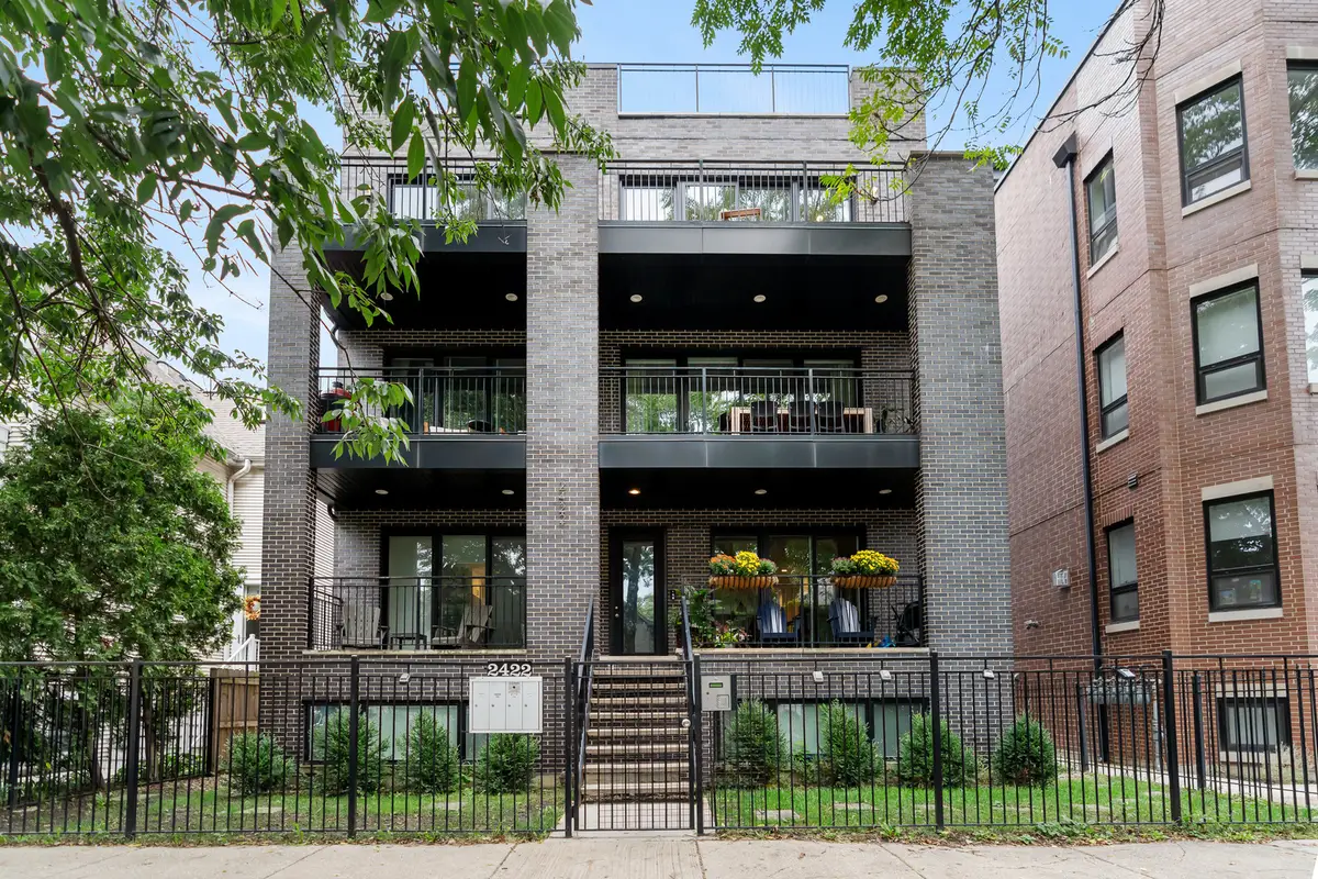 2422 W Lyndale Street #3, Chicago, IL 60647 - #1