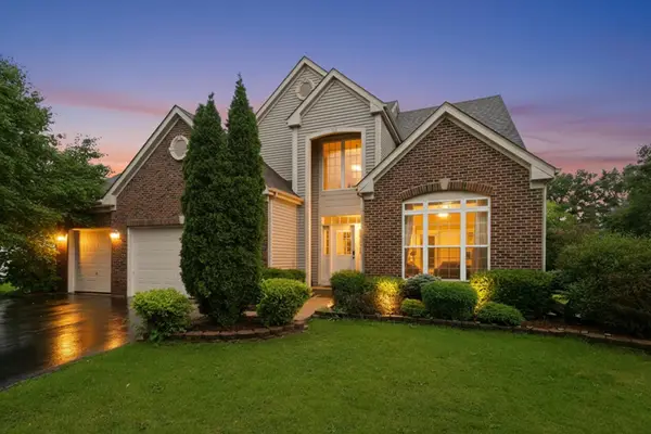 1571 Woodland Lane, Bolingbrook, IL 60490