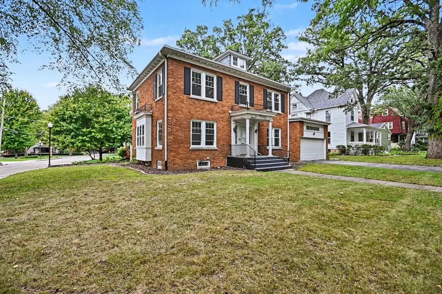 895 S Greenwood Avenue, Kankakee, IL 60901 - #2