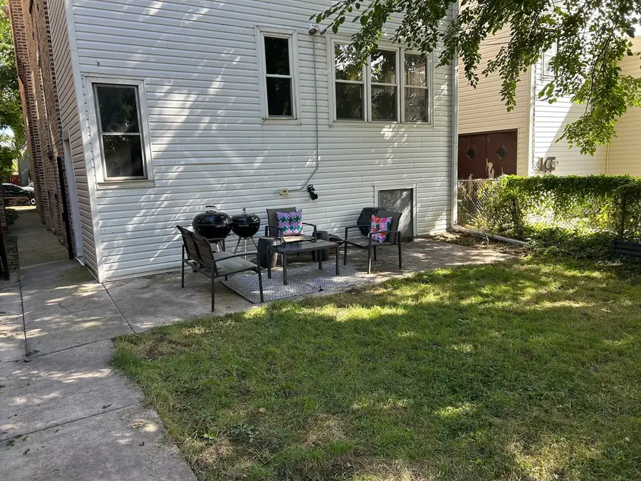 4538 N Artesian Avenue, Chicago, IL 60625 - #3