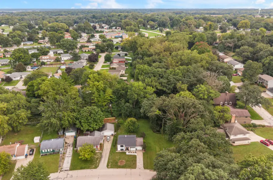1141 6th Street, Milan, IL 61264 - #3