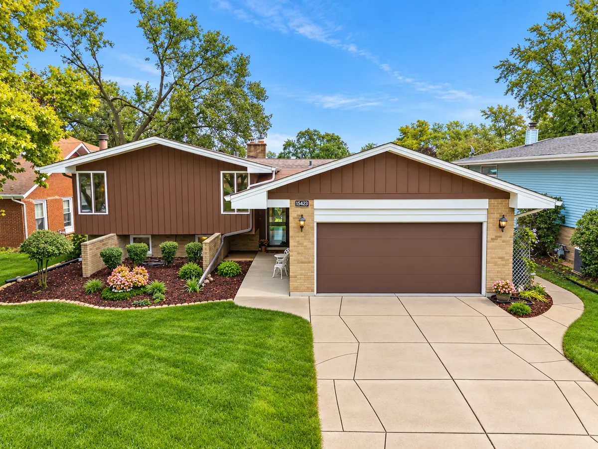 15423 Michaele Drive, Oak Forest, IL 60452 - #1
