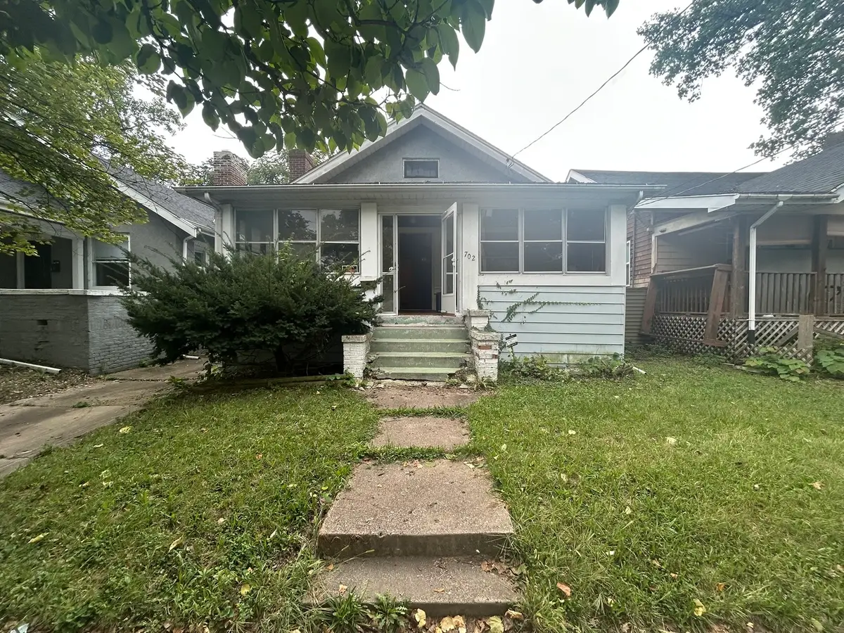 702 E Frye Avenue, Peoria, IL 61603 - #1