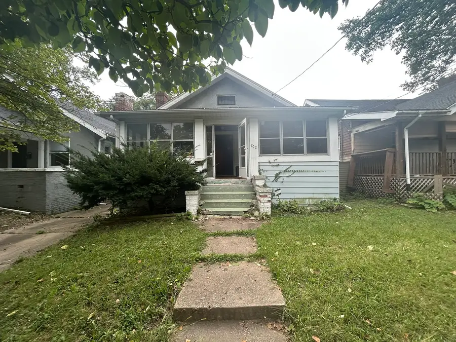 702 E Frye Avenue, Peoria, IL 61603 - #2