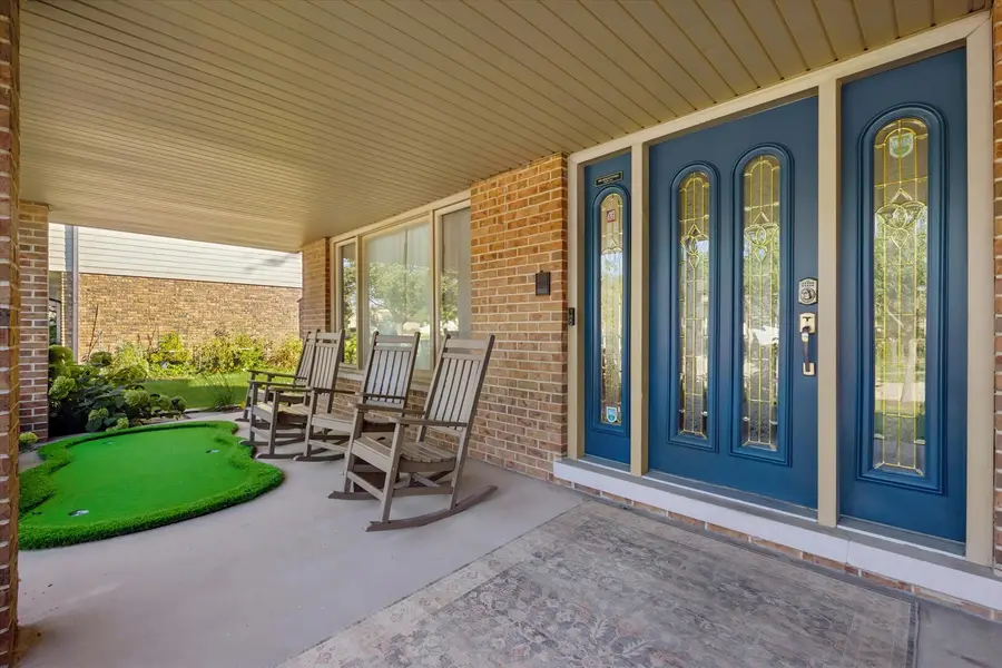 6645 Sheffield Lane, Willowbrook, IL 60527 - #2