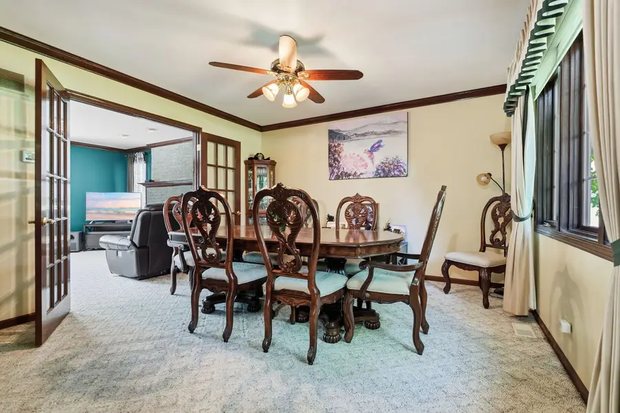 10 S Hampton Court, Crete, IL 60417 - #3