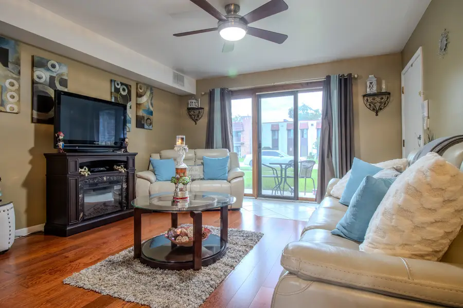 1595 Floyd Brown Lane #1A, Glendale Heights, IL 60139 - #3