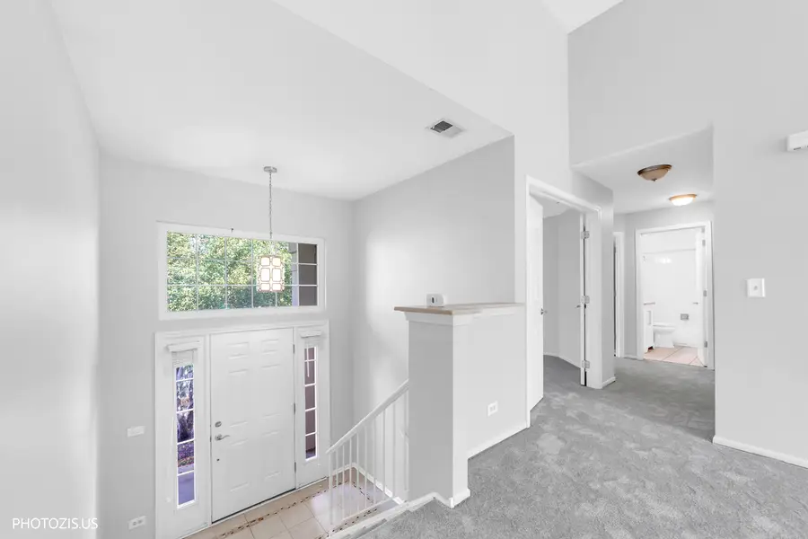 30W111 Fairfax Court #30w111, Warrenville, IL 60555 - #2