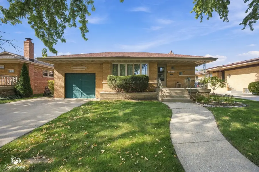 10124 Alice Court, Oak Lawn, IL 60453 - #2