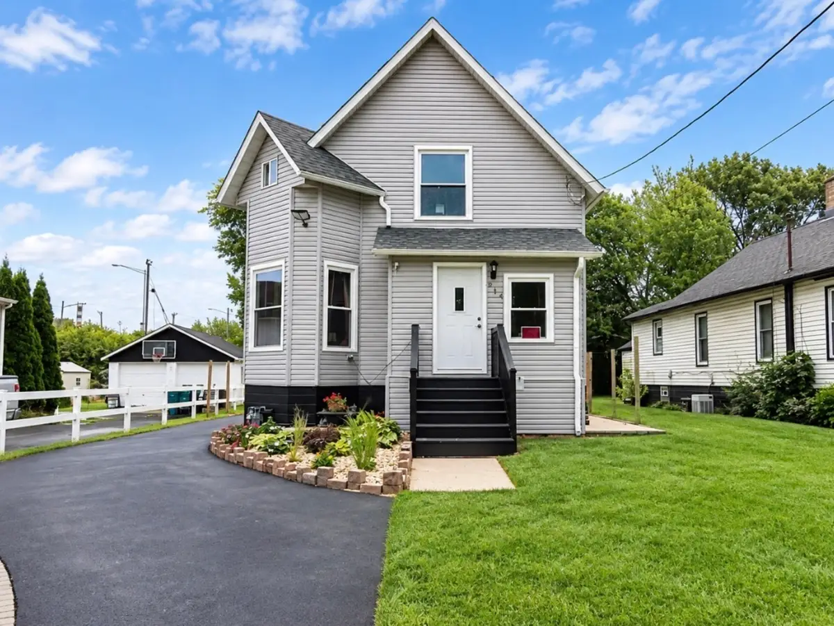 714 S Joliet Street, Joliet, IL 60436 - #1