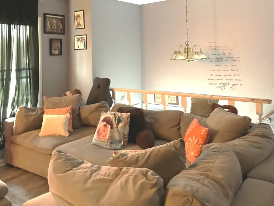1135 E 159th Place, South Holland, IL 60473 - #2