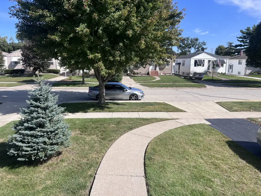 4508 Wenonah Avenue, Forest View, IL 60402 - #3