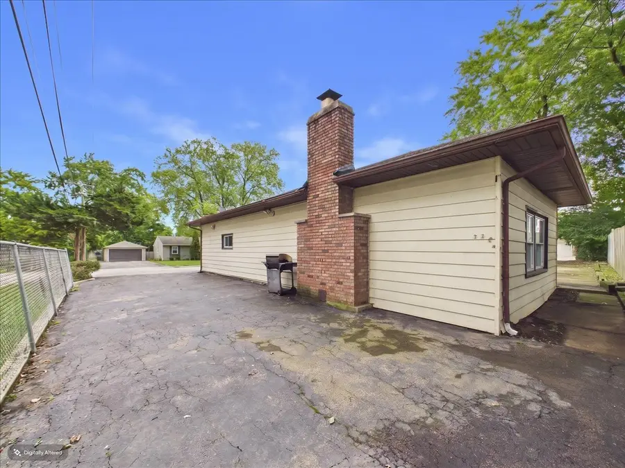 121 Fairway Road, Carpentersville, IL 60110 - #3