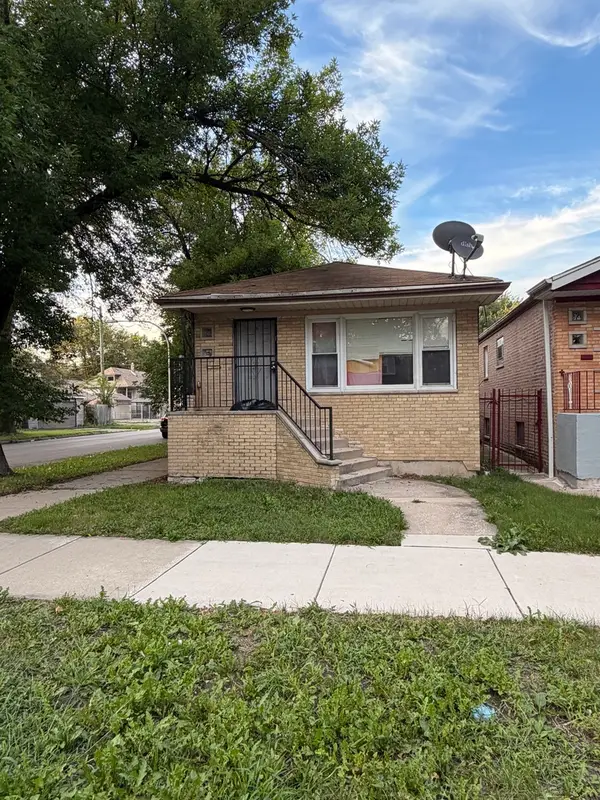 2058 W 67th Place, Chicago, IL 60636