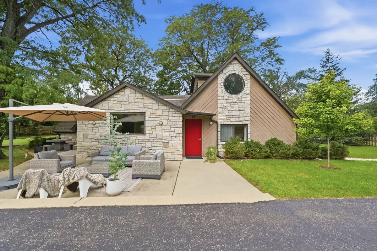 843 Cramer Court, Willowbrook, IL 60527 - #1