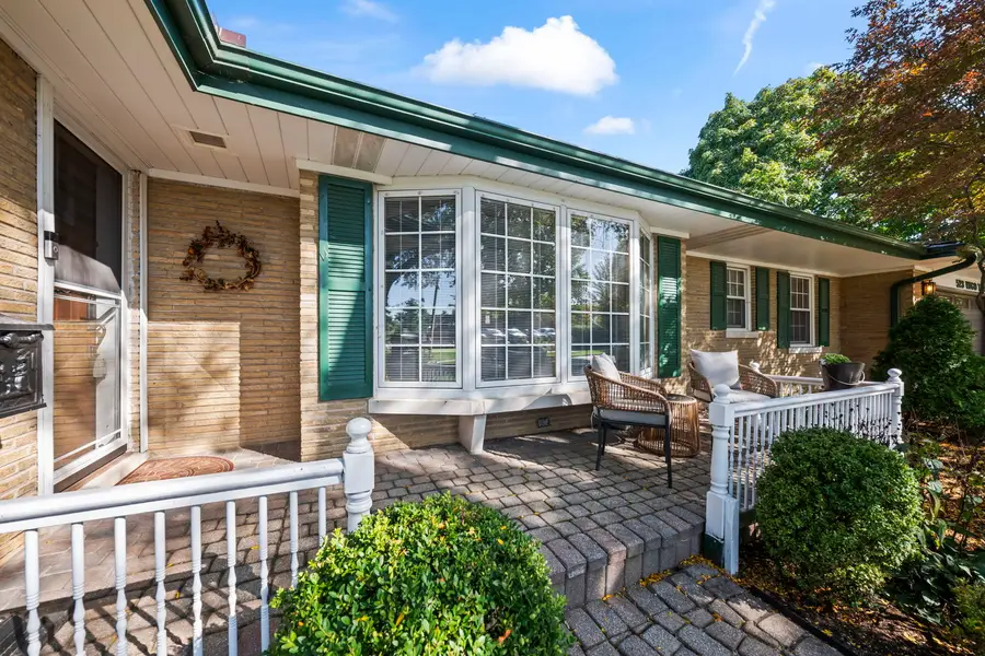 523 We Go Trail S, Mount Prospect, IL 60056 - #3