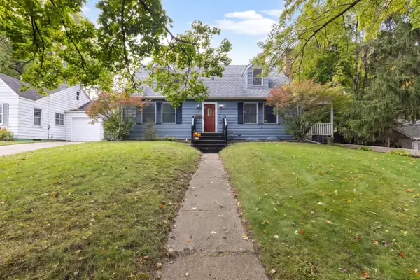 804 Roosevelt Road, Woodstock, IL 60098