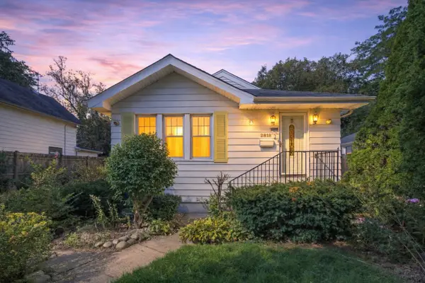 2818 Elisha Avenue, Zion, IL 60099