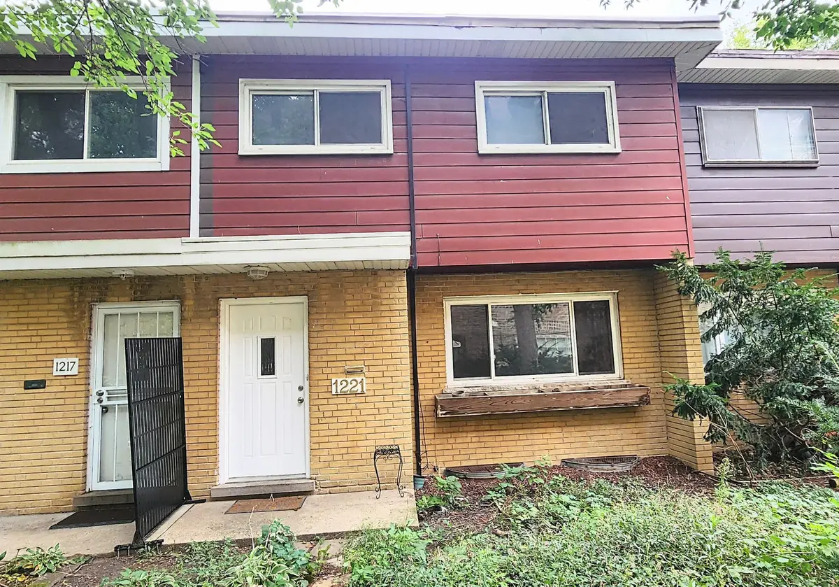 1221 Mulford Street, Evanston, IL 60202 - #1