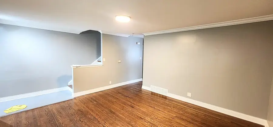 1221 Mulford Street, Evanston, IL 60202 - #3