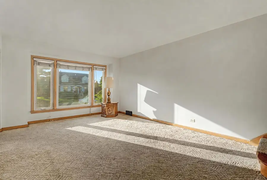 5137 N Oketo Avenue, Harwood Heights, IL 60706 - #2