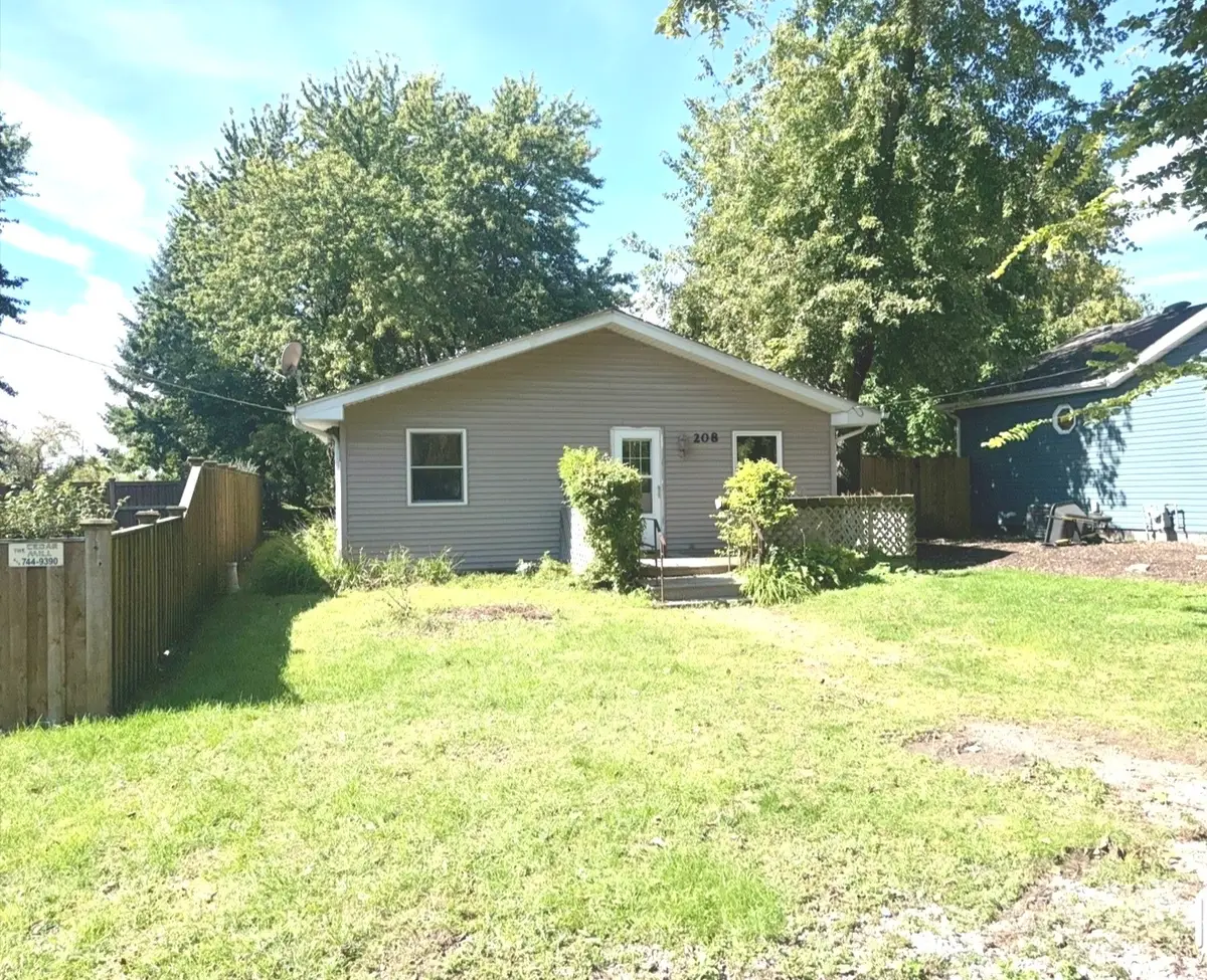 208 W Wapella Street, Minooka, IL 60447 - #1