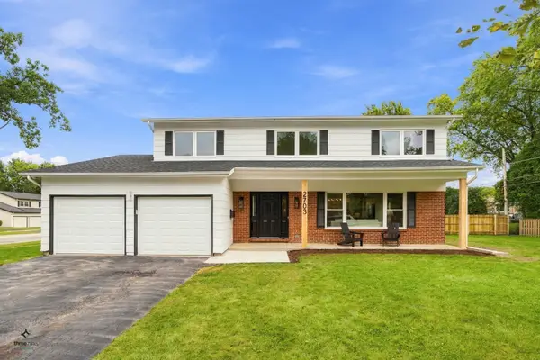 2703 N Ridge Avenue, Arlington Heights, IL 60004